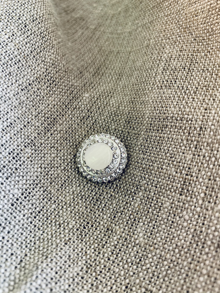 Jane Bennet - Button