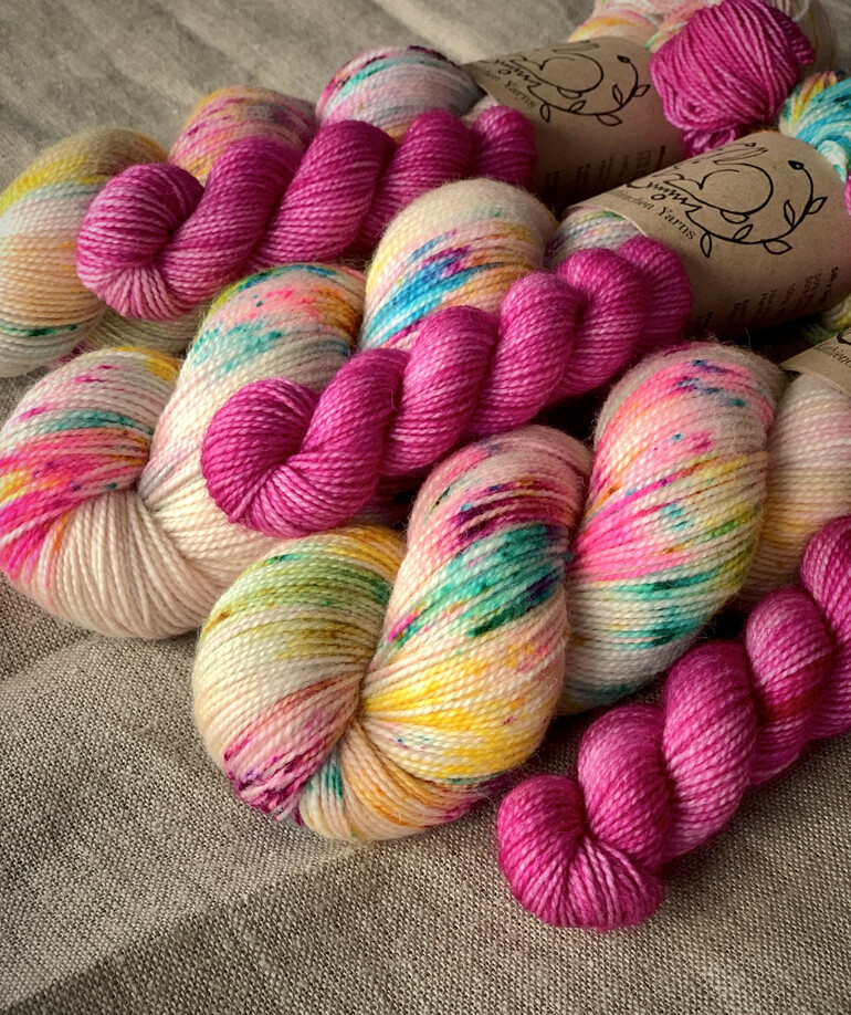 Ostara Sock Set (pink)